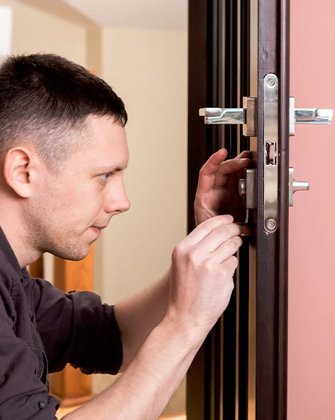 : Professional Locksmith For Commercial And Residential Locksmith Services in Huntley, IL