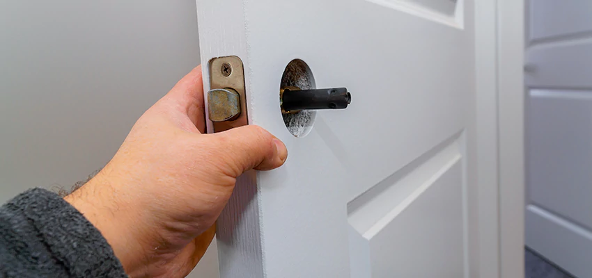 Nighttime Locksmith For Lock Repair in Huntley, IL